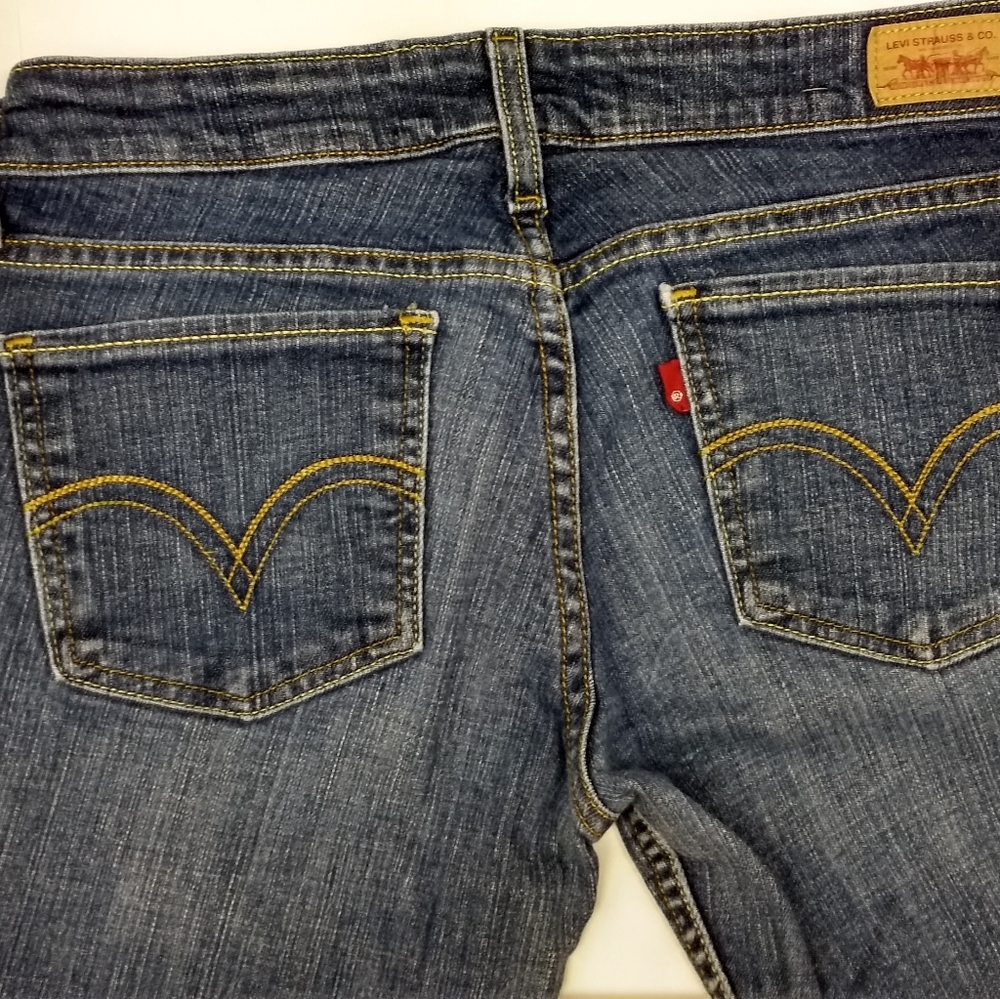 Levi's Too Superlow 524 Skinny sz 7 jeans